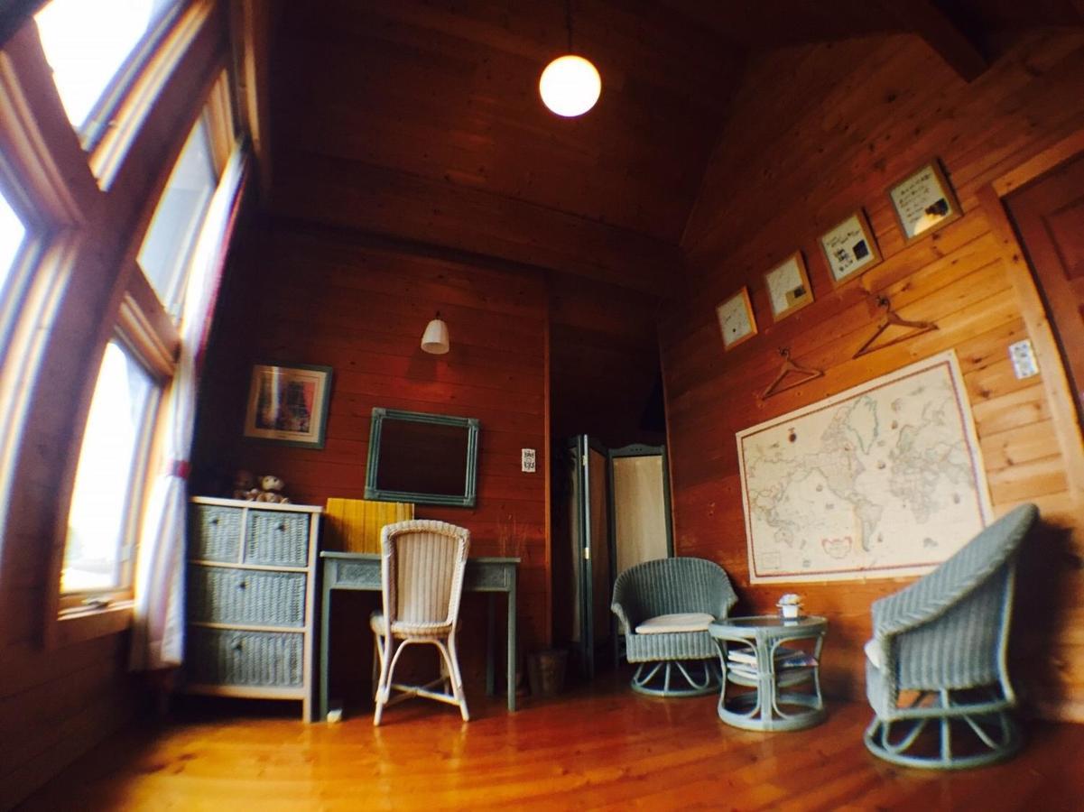 Carrefour Guesthouse カルフール ゲストハウス Toyama Luaran gambar